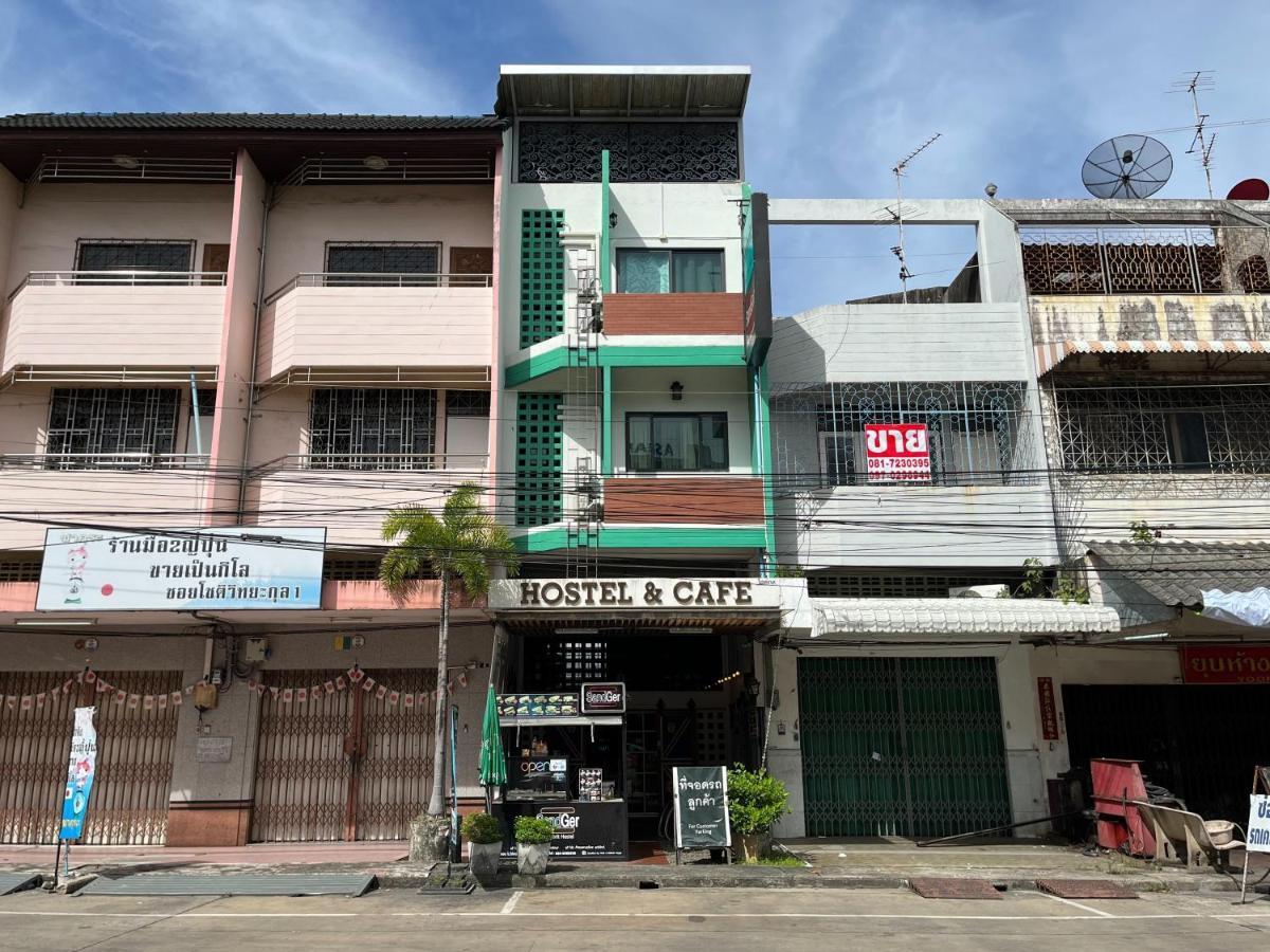 Hybrit Hostel&Cafe Hat Yai Exterior photo